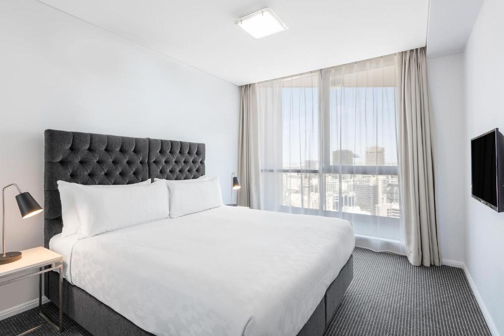 Meriton Suites Campbell Street